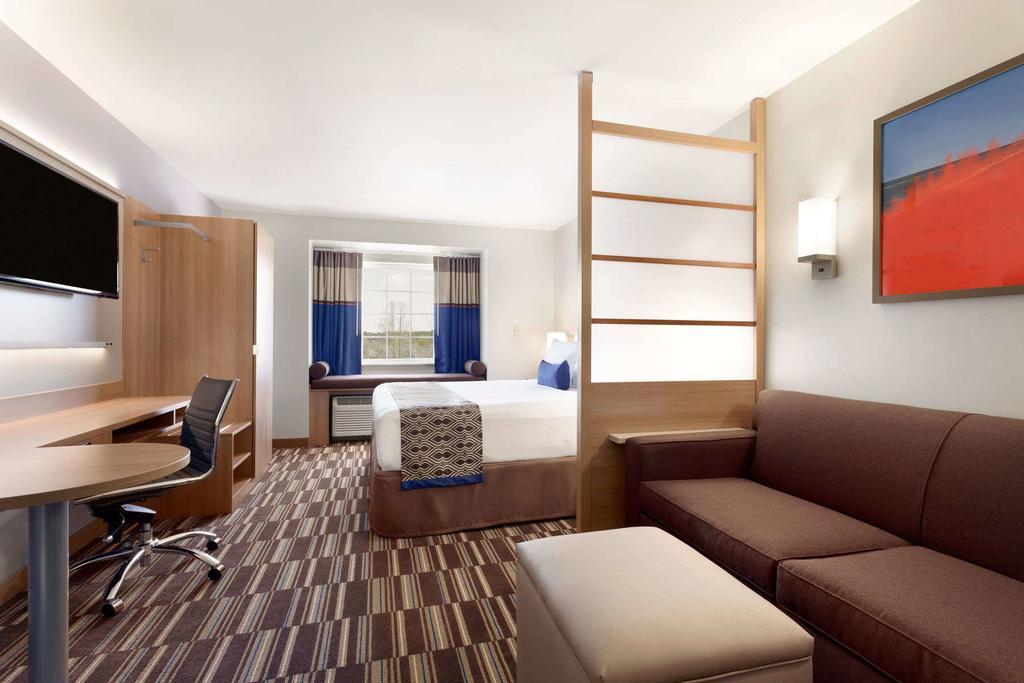 Microtel Inn & Suites By Wyndham Niagara Falls Exterior foto