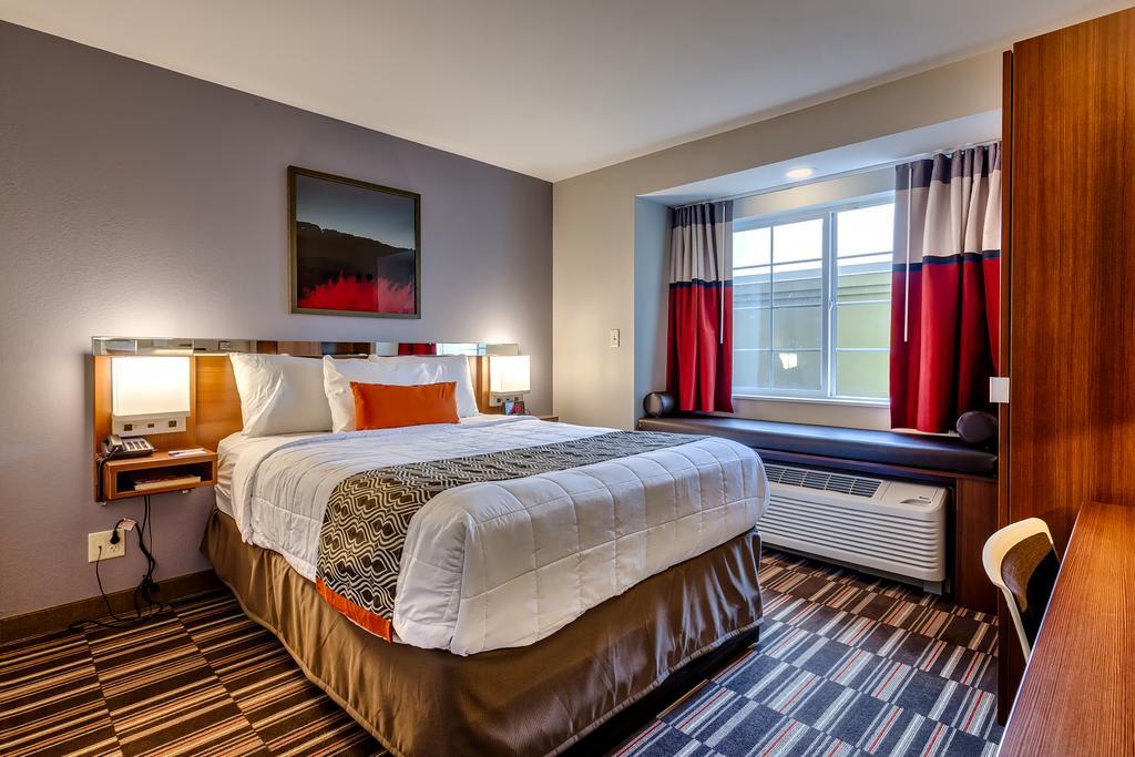 Microtel Inn & Suites By Wyndham Niagara Falls Exterior foto